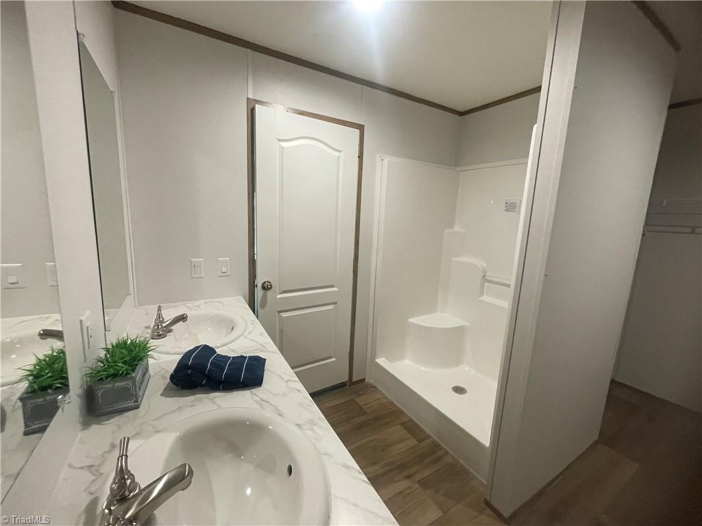 484 Avenue K Property Photo 10