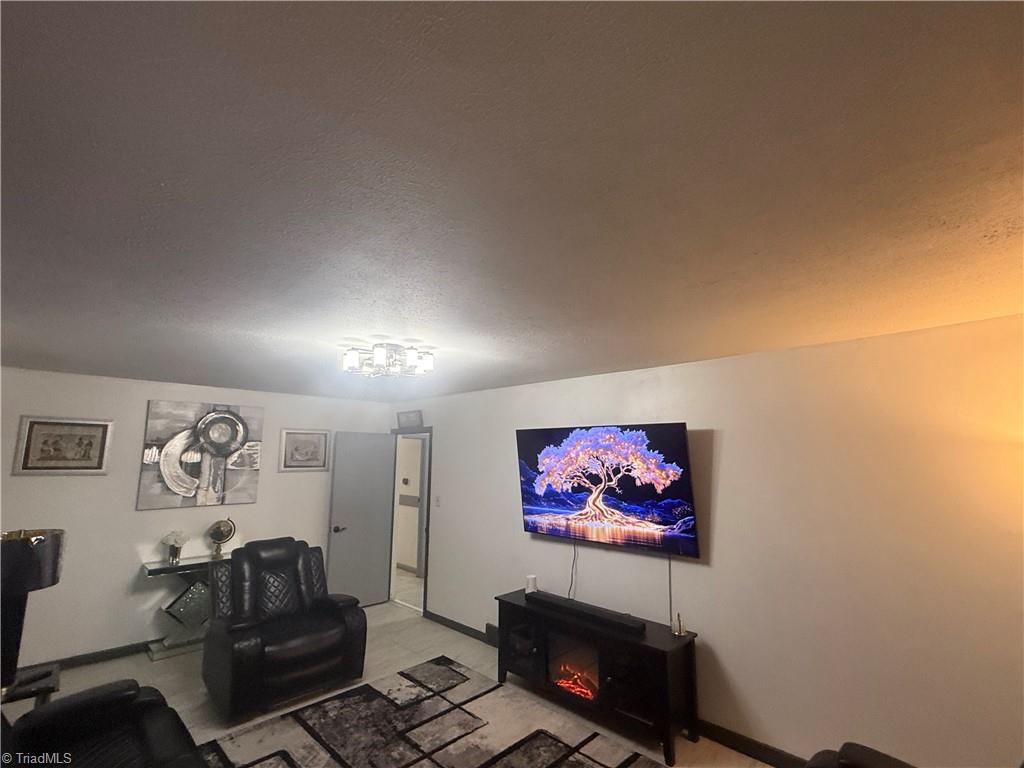 752 Osborne Sunset Drive Property Photo 8