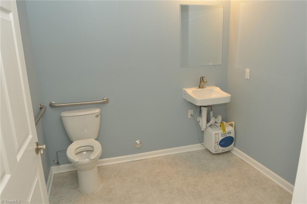 211 A And B National Highway Property Photo 11