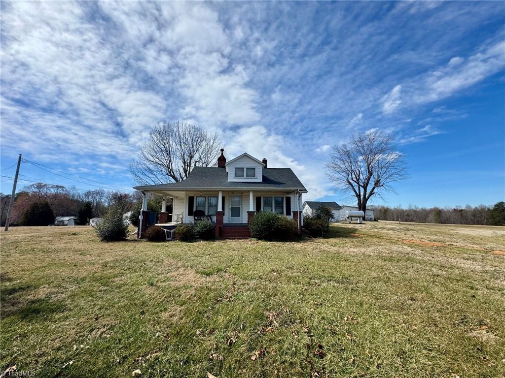 889 Williams Road Property Photo 2