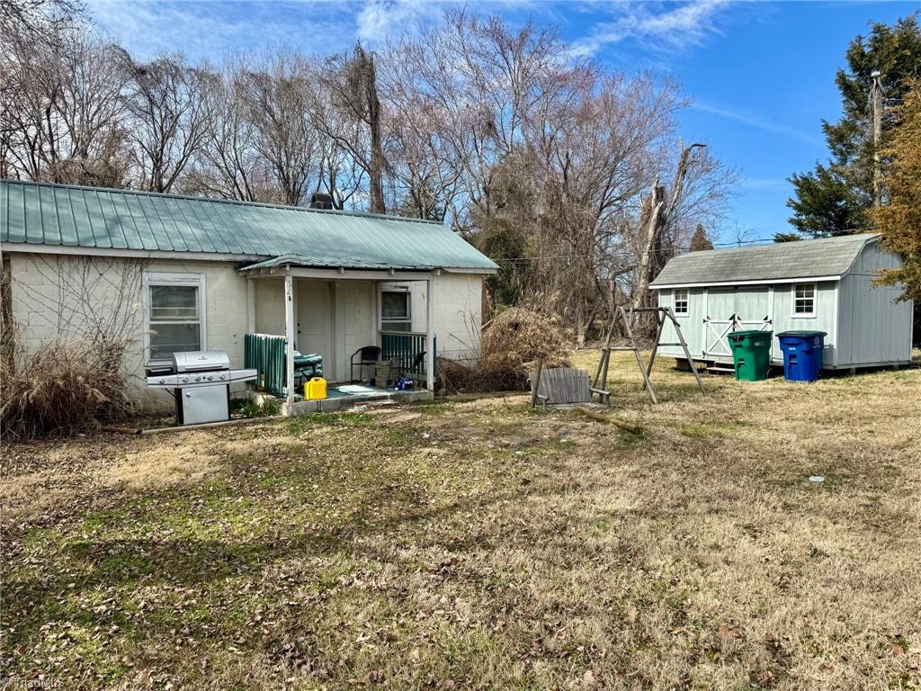 889 Williams Road Property Photo 4