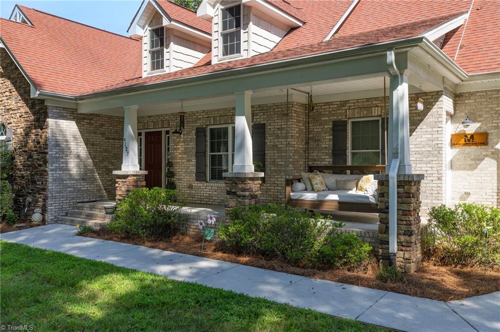 9127 County Line Road Property Photo 3