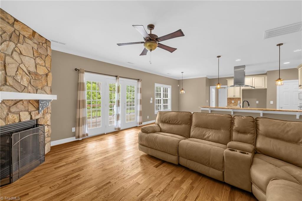 9127 County Line Road Property Photo 10