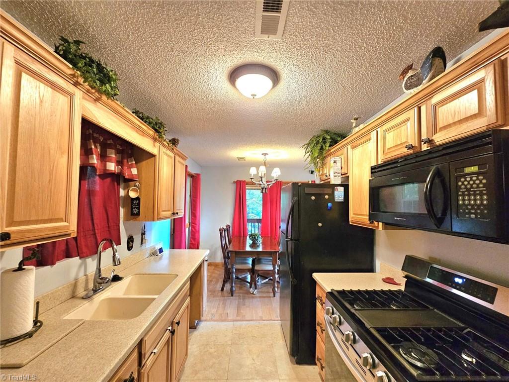 582 Deer Crossing Lane Property Photo 31