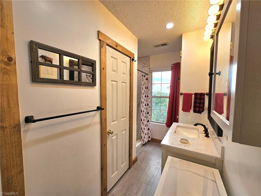 582 Deer Crossing Lane Property Photo 35