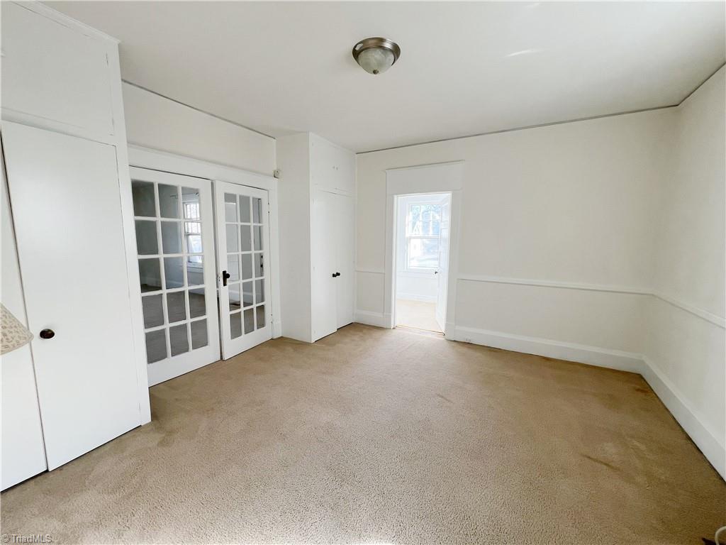 1104 Gregory Street Property Photo 5