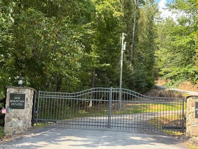 16 Turkey Trail Property Photo 1