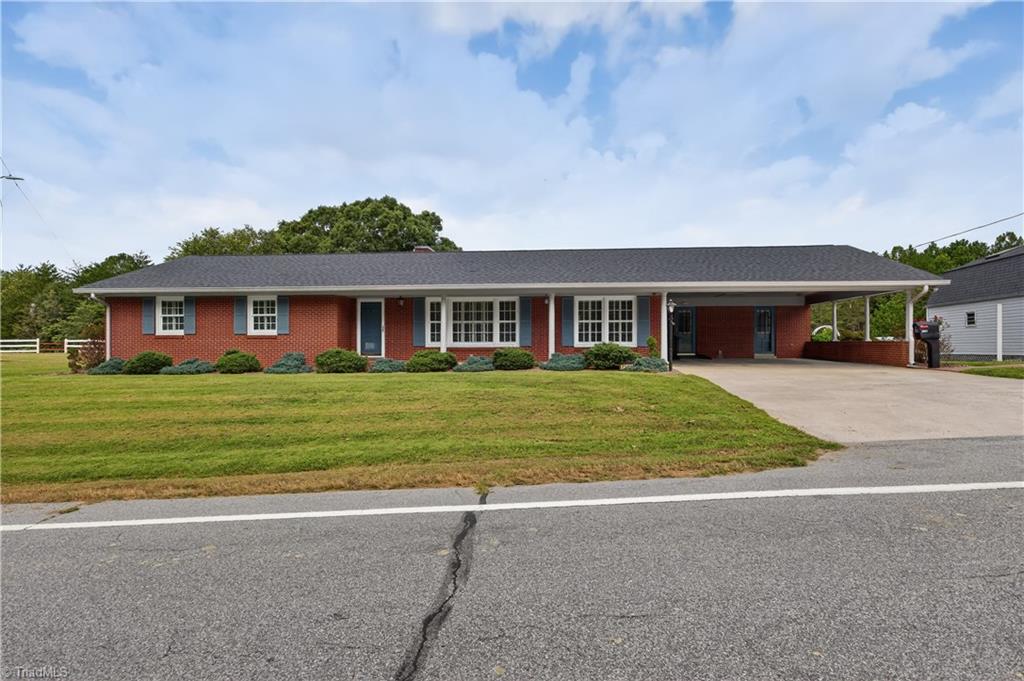 2587 Nc Highway 8 Property Photo 1