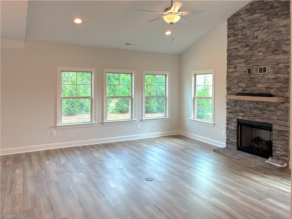 1097 Tulloch Court Property Photo 10