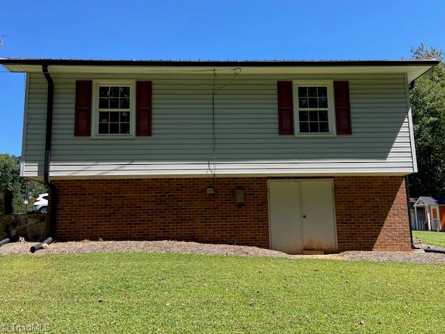 149 Seeley Drive Property Photo 3