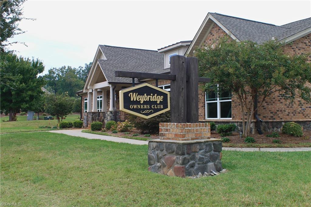 1092 Tulloch Court Property Photo 9