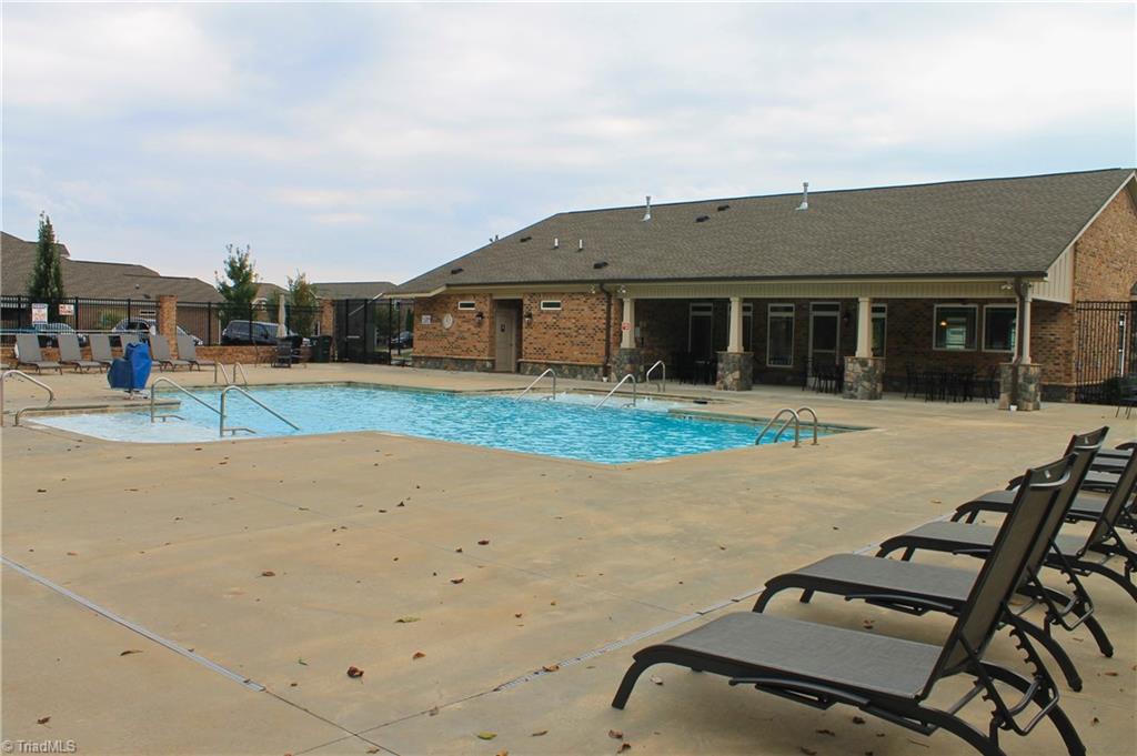 1092 Tulloch Court Property Photo 10