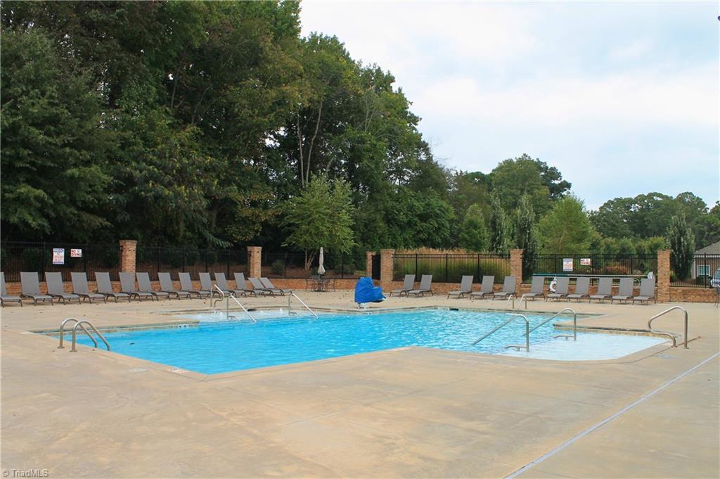 1092 Tulloch Court Property Photo 12