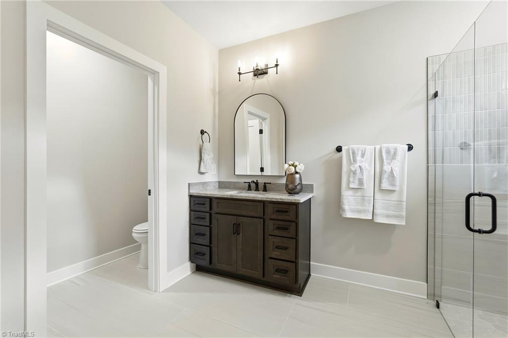 270 Olde Lantern Drive Property Photo 29