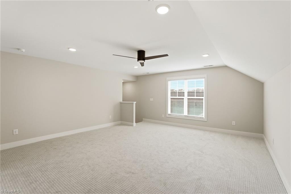270 Olde Lantern Drive Property Photo 35