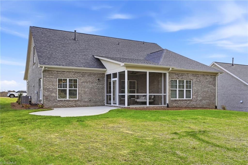 270 Olde Lantern Drive Property Photo 38