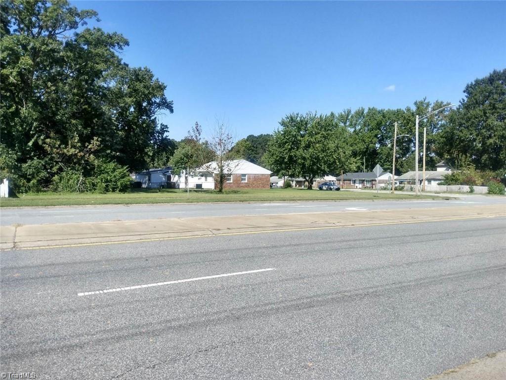 1528 Graves Avenue Property Photo 3