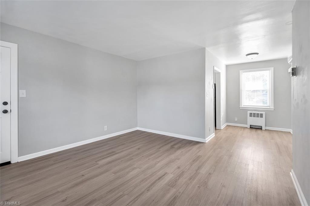 1700 Roslyn Drive # D Property Photo 3