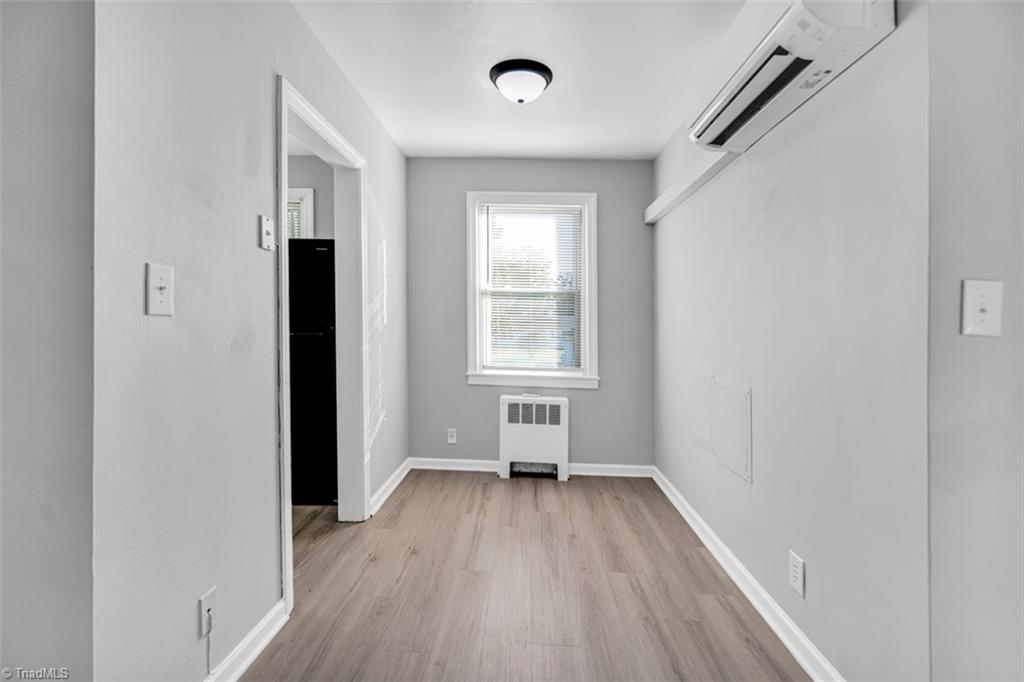 1700 Roslyn Drive # D Property Photo 7