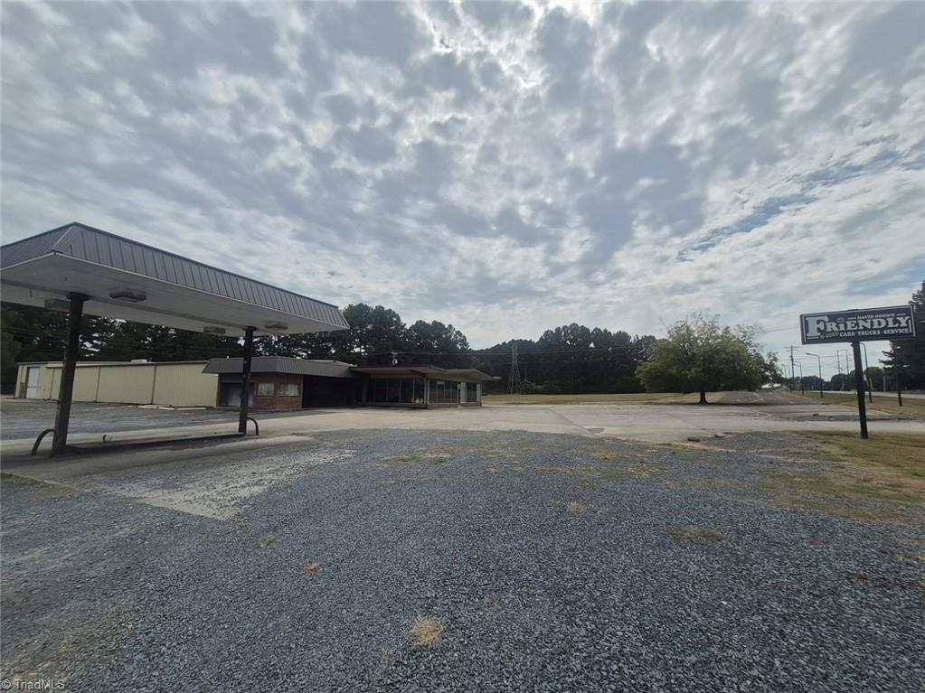 1055 Albemarle Road Property Photo 39