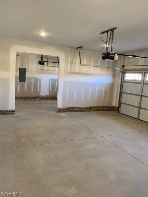 203 Royal Pines Drive Property Photo 12