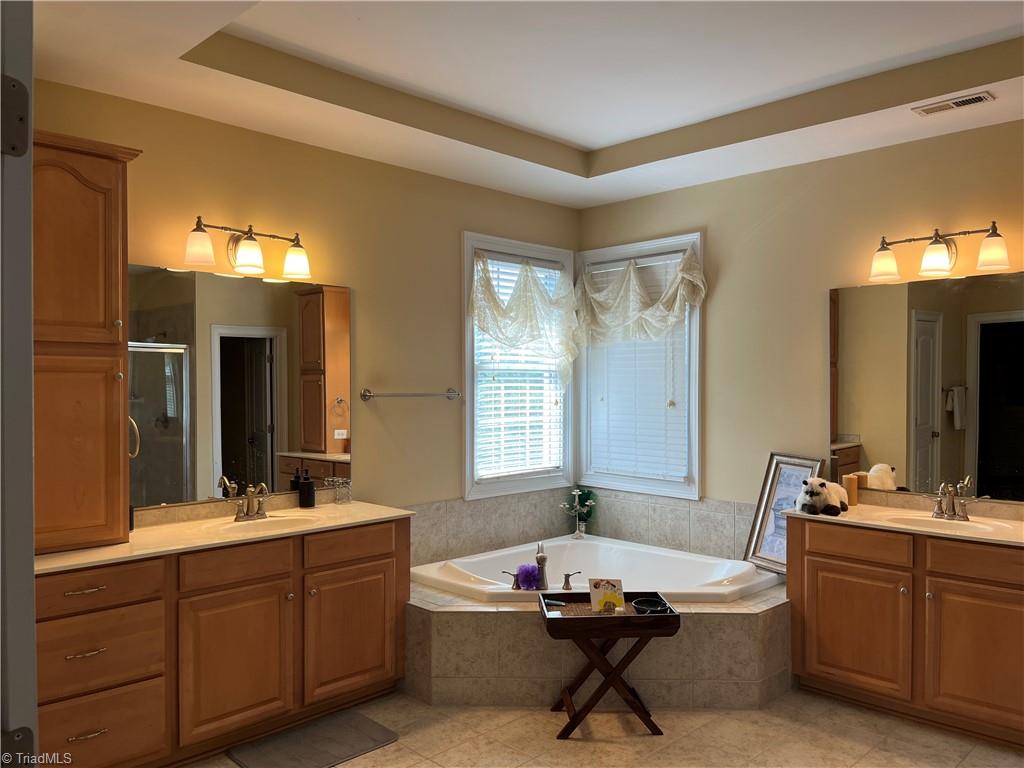 2706 Edenridge Drive Property Photo 27