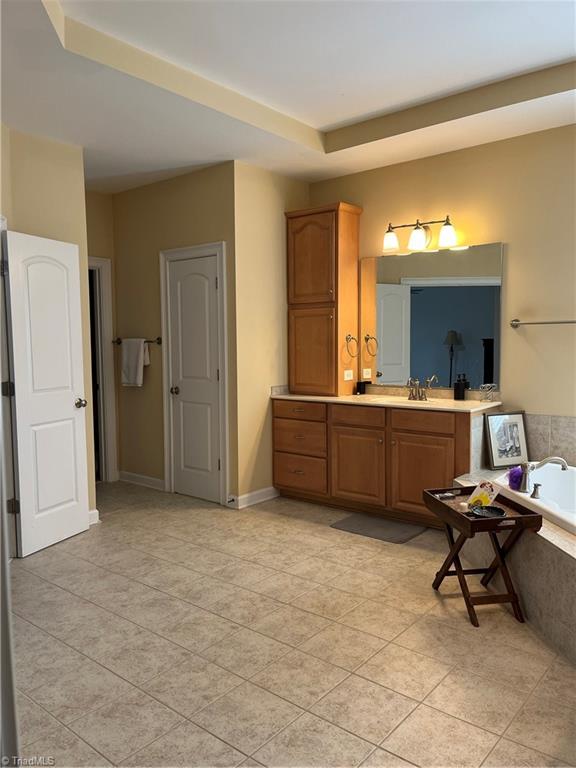 2706 Edenridge Drive Property Photo 29