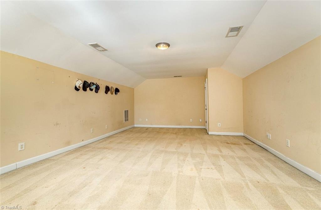 2706 Edenridge Drive Property Photo 32