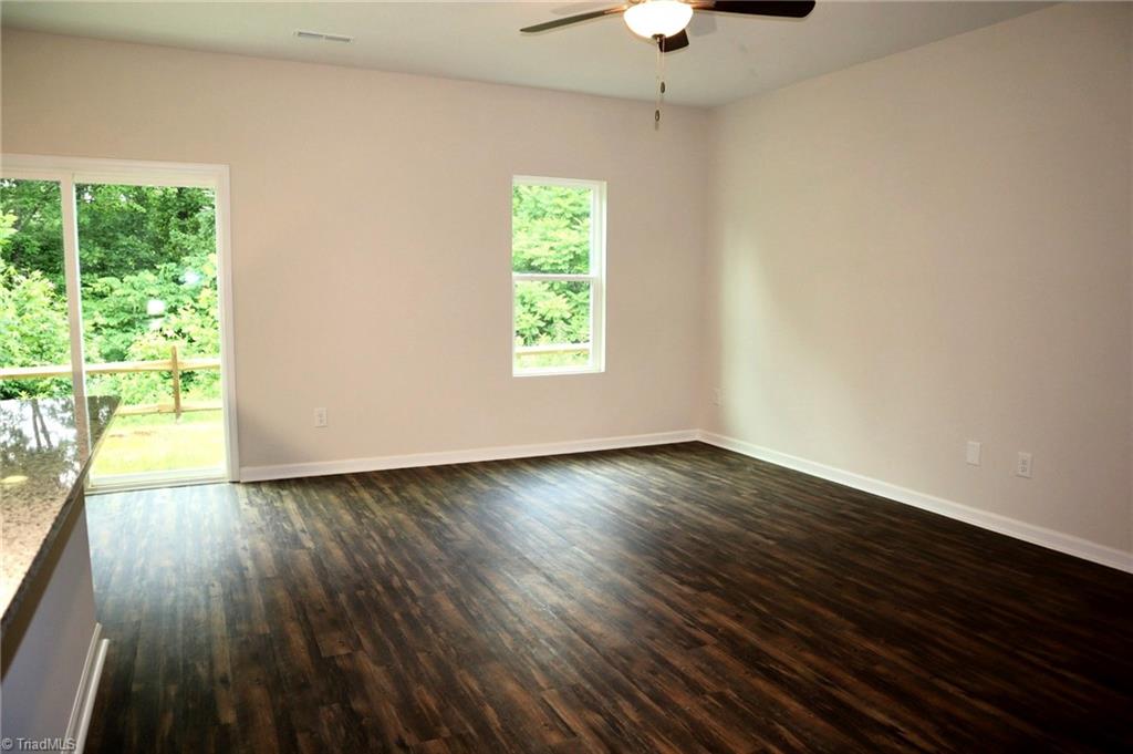 1108 Brooksridge Way Property Photo 3