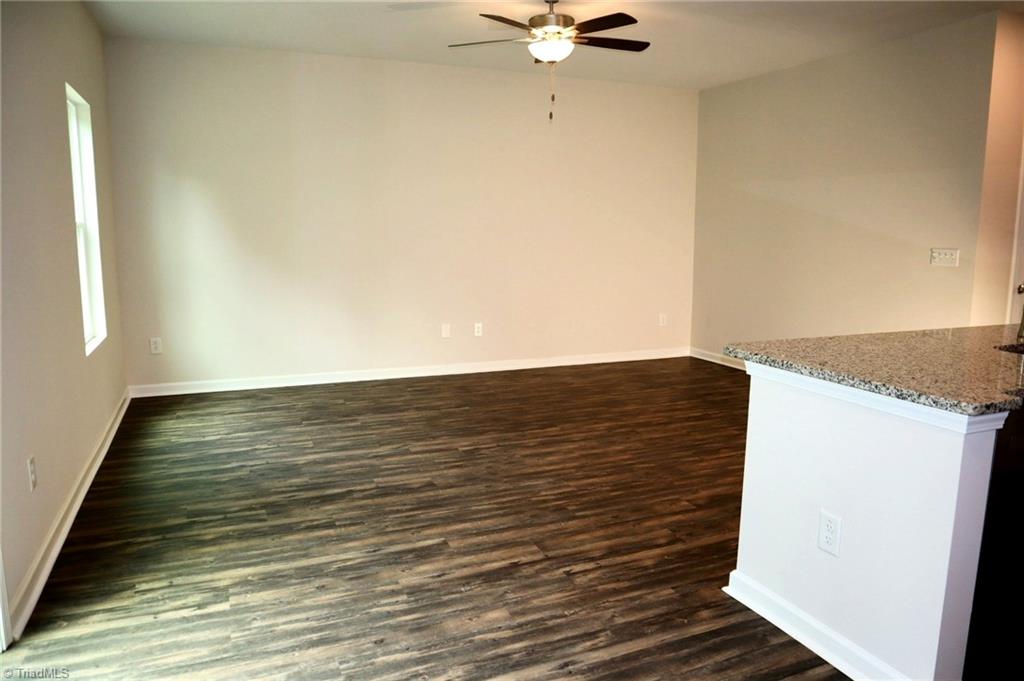 1108 Brooksridge Way Property Photo 5