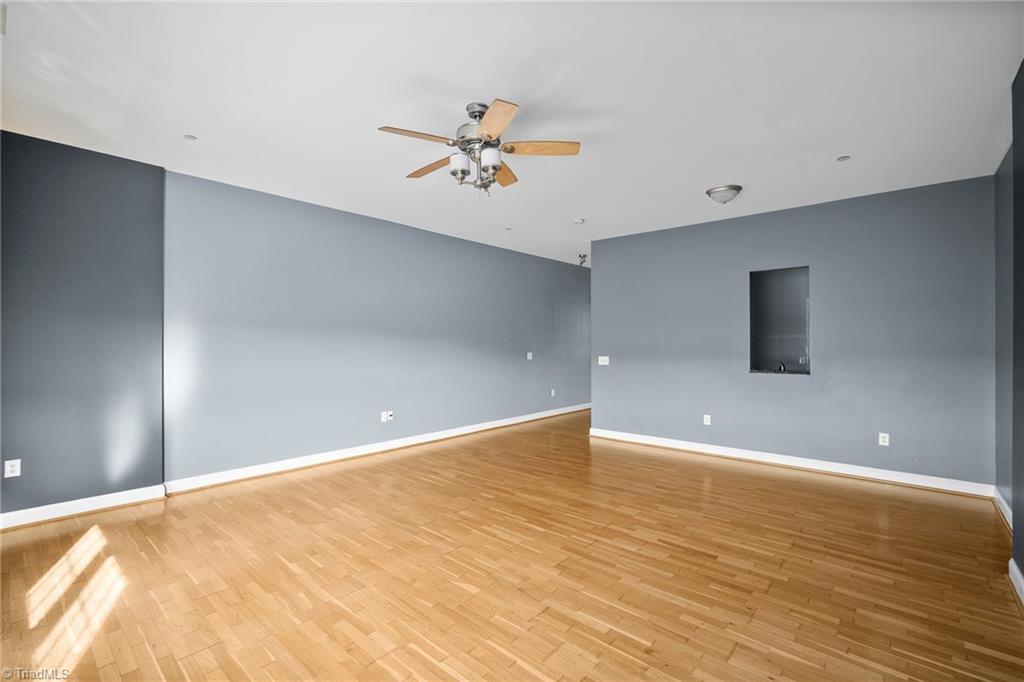 360 Elm Street # 204 Property Photo 9