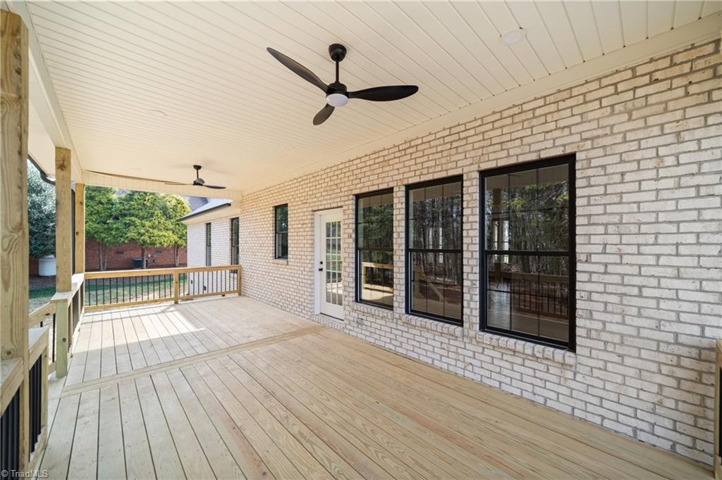 108 Provence Court Property Photo 43