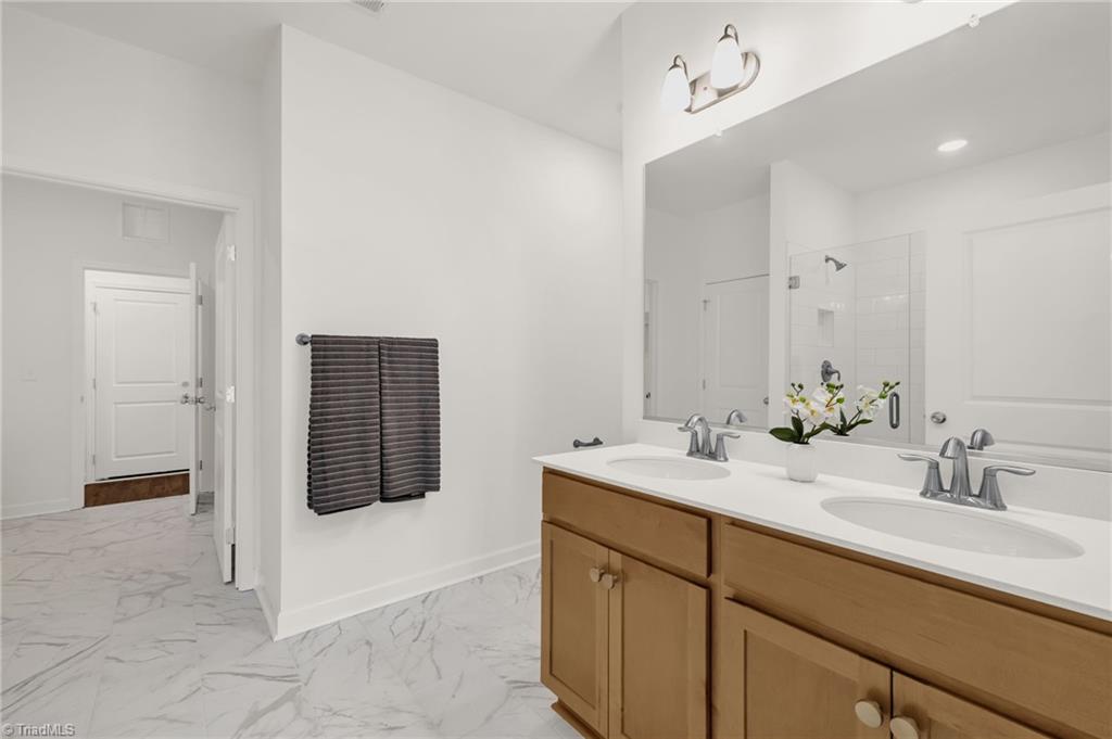 301 Beeson Court Property Photo 19