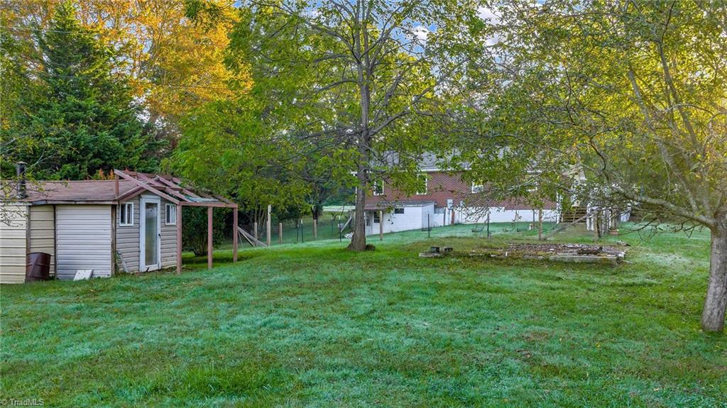 117 Andrews Ridge Road Property Photo 7