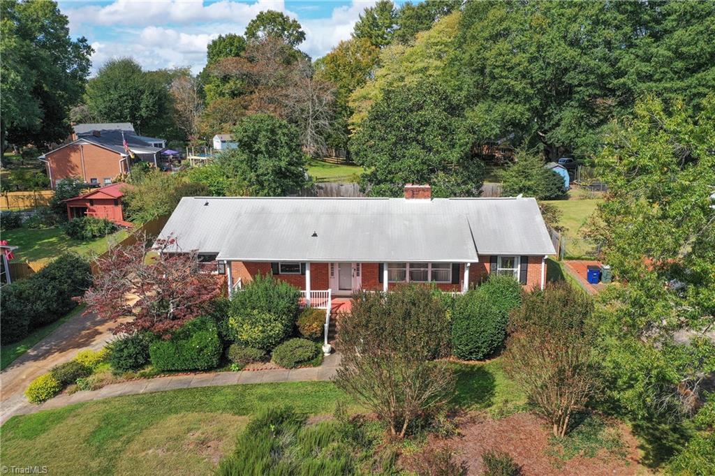 4110 Tangle Lane Property Photo 1