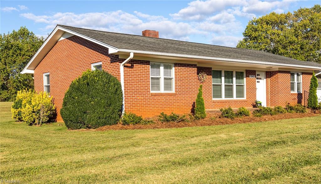 2043 Snow Hill Church Road Property Photo 4