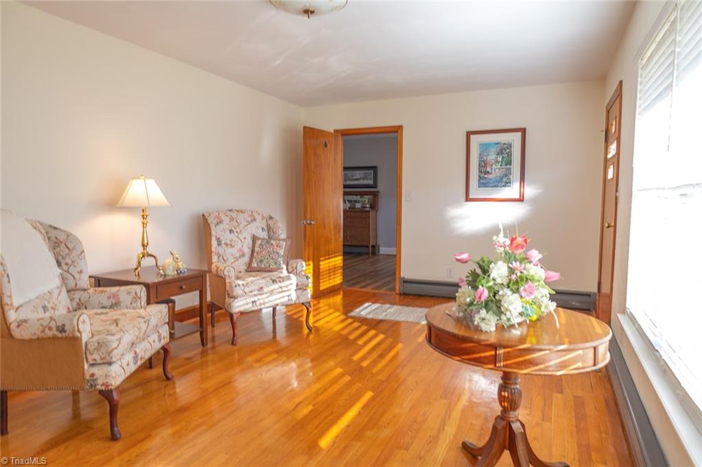 2043 Snow Hill Church Road Property Photo 6