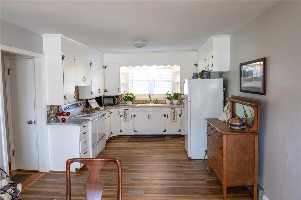 2043 Snow Hill Church Road Property Photo 8