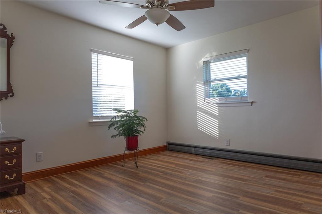 2043 Snow Hill Church Road Property Photo 18
