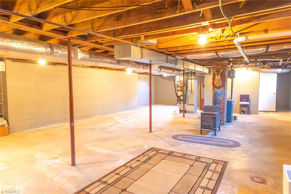 2043 Snow Hill Church Road Property Photo 38