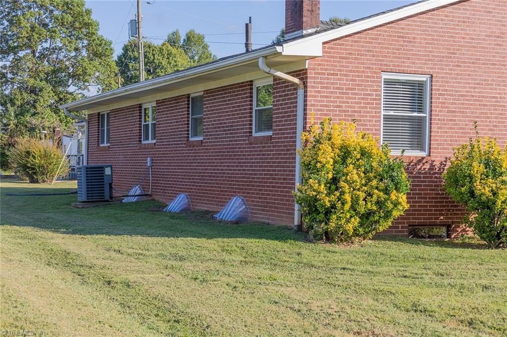 2043 Snow Hill Church Road Property Photo 48