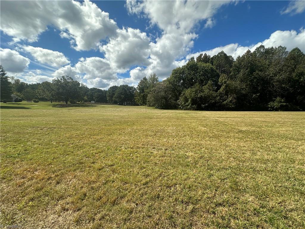 8410 Linville Road Property Photo 11