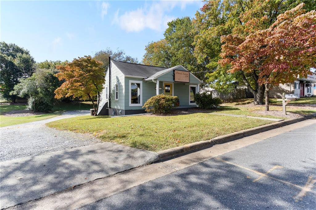 1911 Margaret Street Property Photo 2