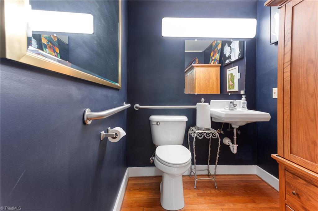 1911 Margaret Street Property Photo 11