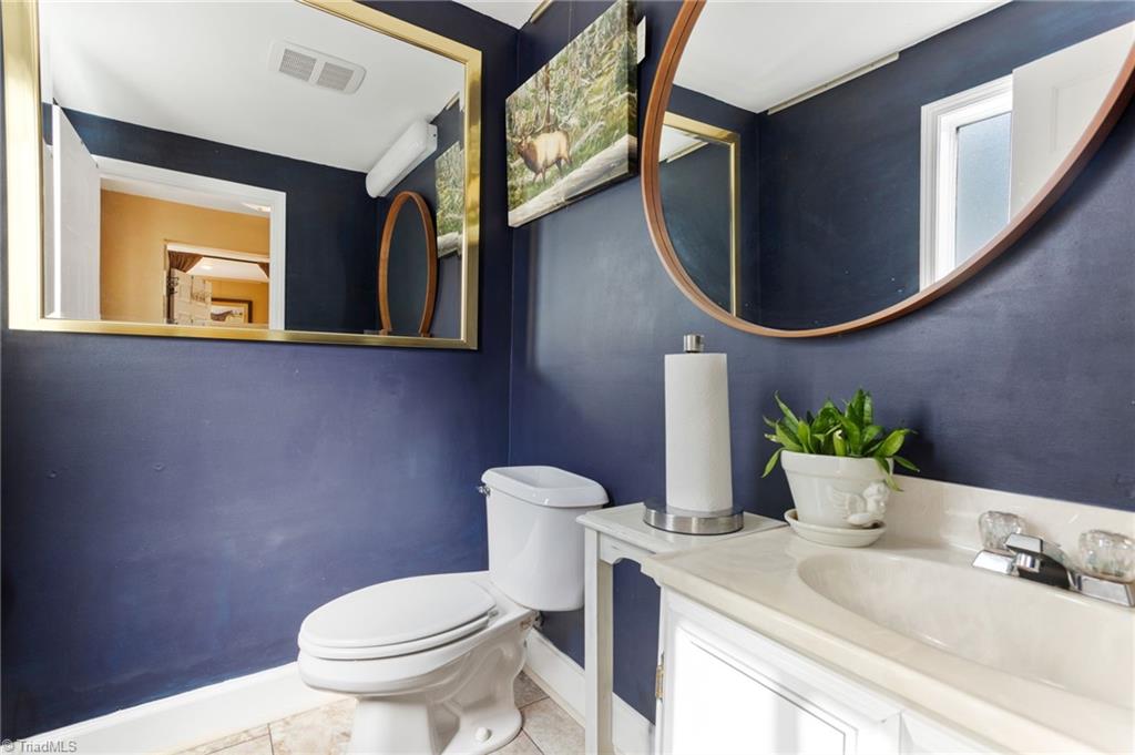 1911 Margaret Street Property Photo 12