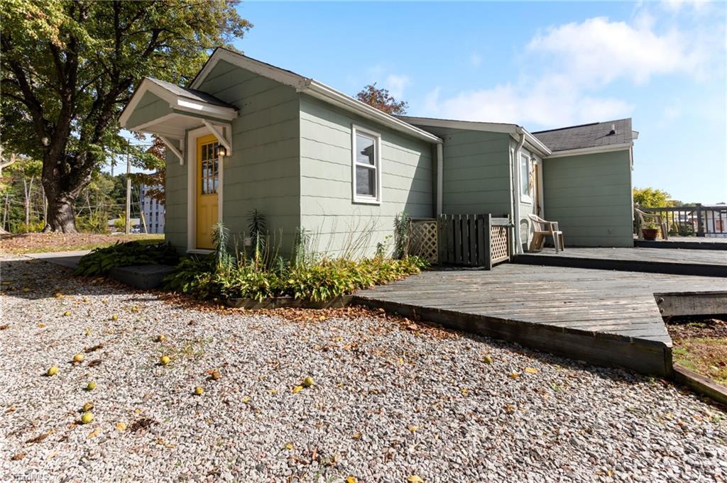 1911 Margaret Street Property Photo 22