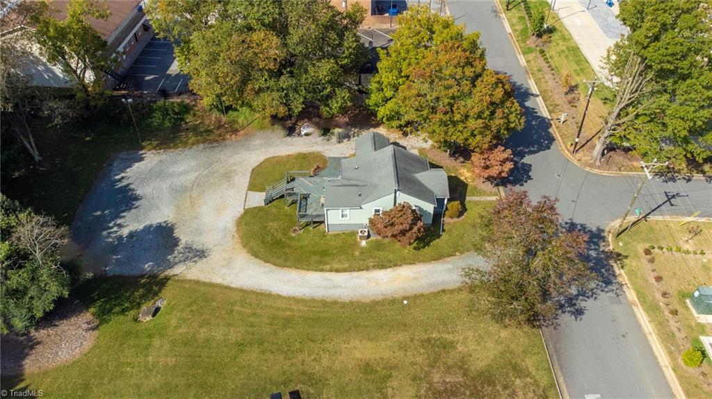 1911 Margaret Street Property Photo 29