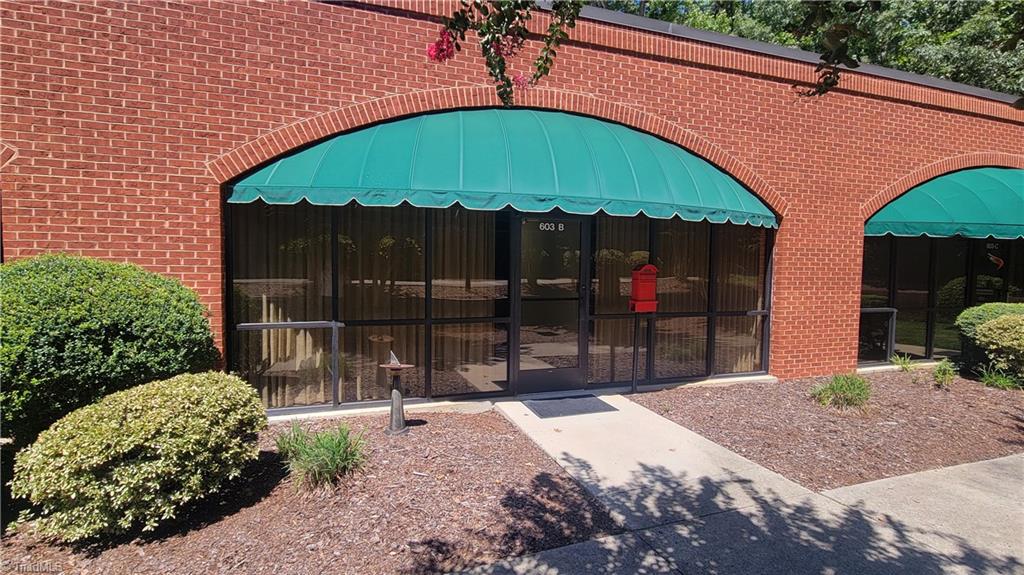 603b Eastchester Drive Property Photo 1