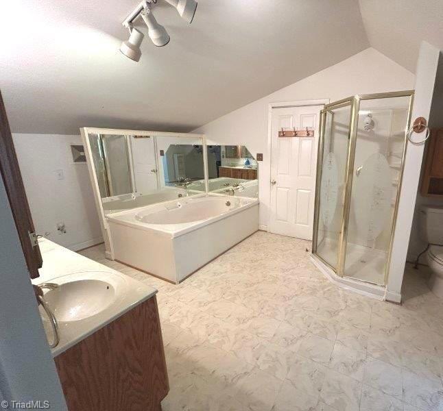 10 Riverview Circle Property Photo 23