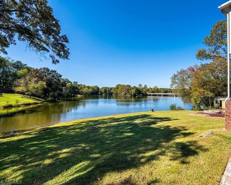 10 Riverview Circle Property Photo 35